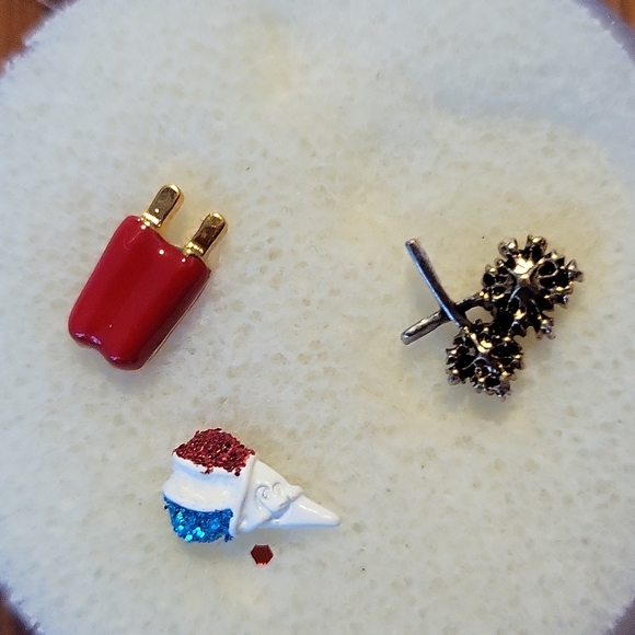 Origami Owl charm set of 3 - Picture 1 of 2
